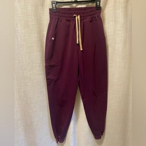 Figs high waisted jogger scrub pants. Small tall